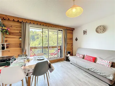 Studio cabine 31m² rénové, skis aux pieds, balcon sud : photo 2