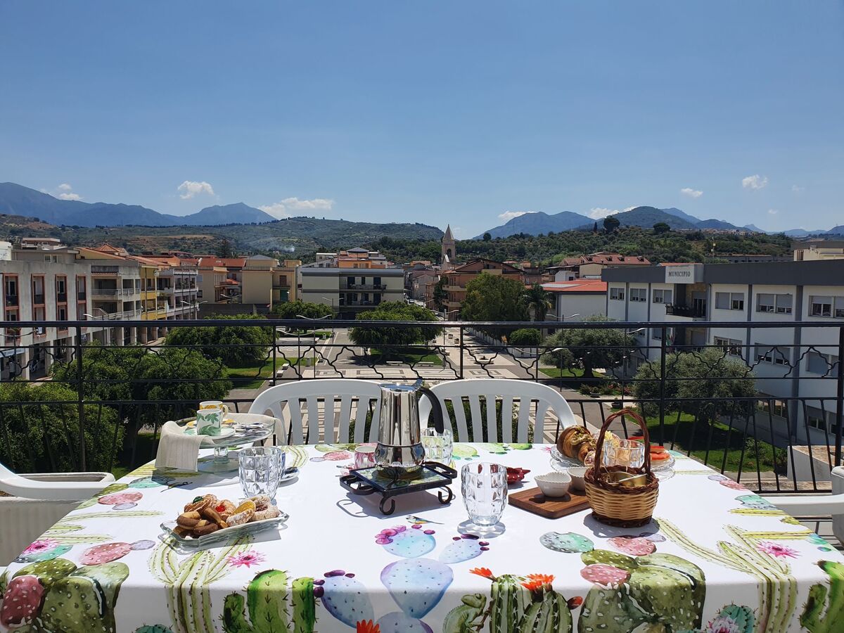 Camalù – Appartement 3 chambres avec terrasse 30 m² - Photo 1