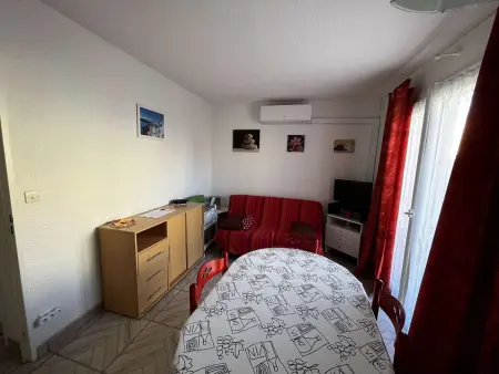 T2 calme et climatisé avec parking privé près de la plage, Cap d'Agde : photo 2