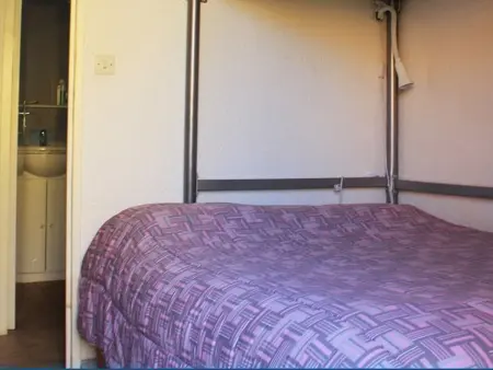 T2 calme et climatisé avec parking privé près de la plage, Cap d'Agde : photo 17