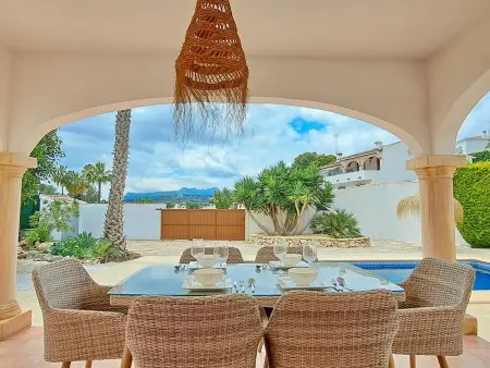 Villa spacieuse avec piscine privée et WiFi à Moraira : photo 4