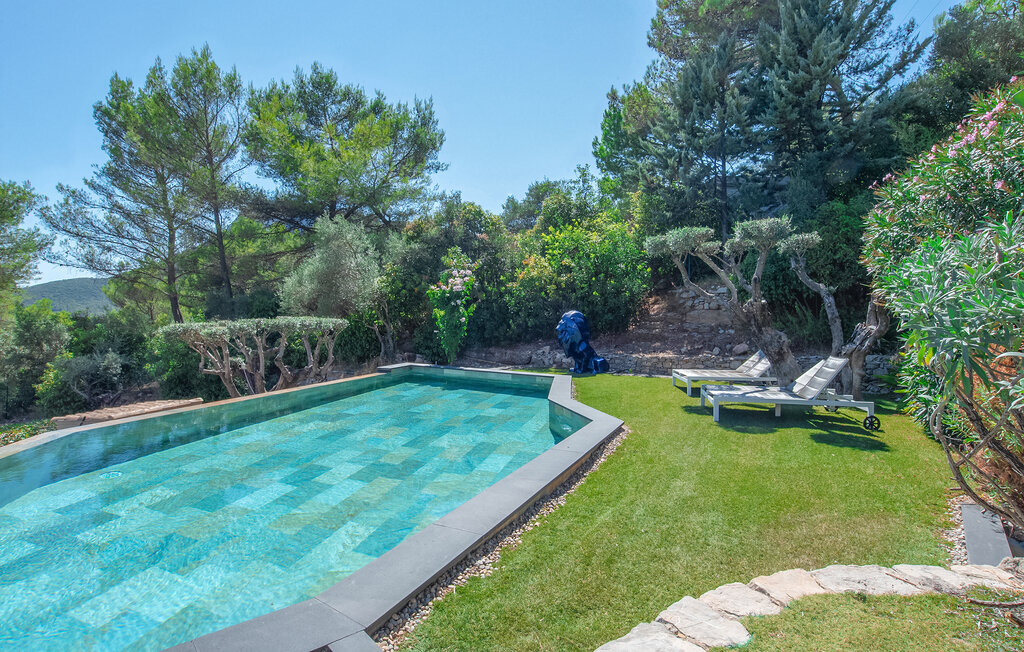 Villa 280 m² piscine chauffée et jacuzzi à Solliès-Ville - Photo 8