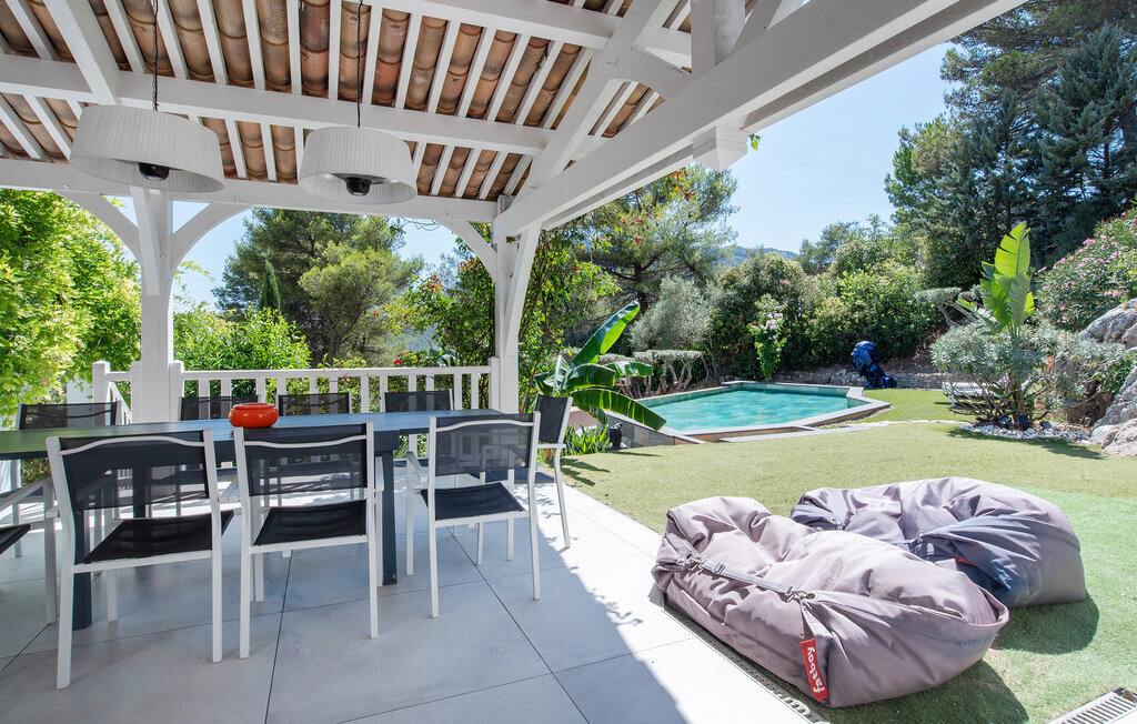 Villa 280 m² piscine chauffée et jacuzzi à Solliès-Ville - Photo 14