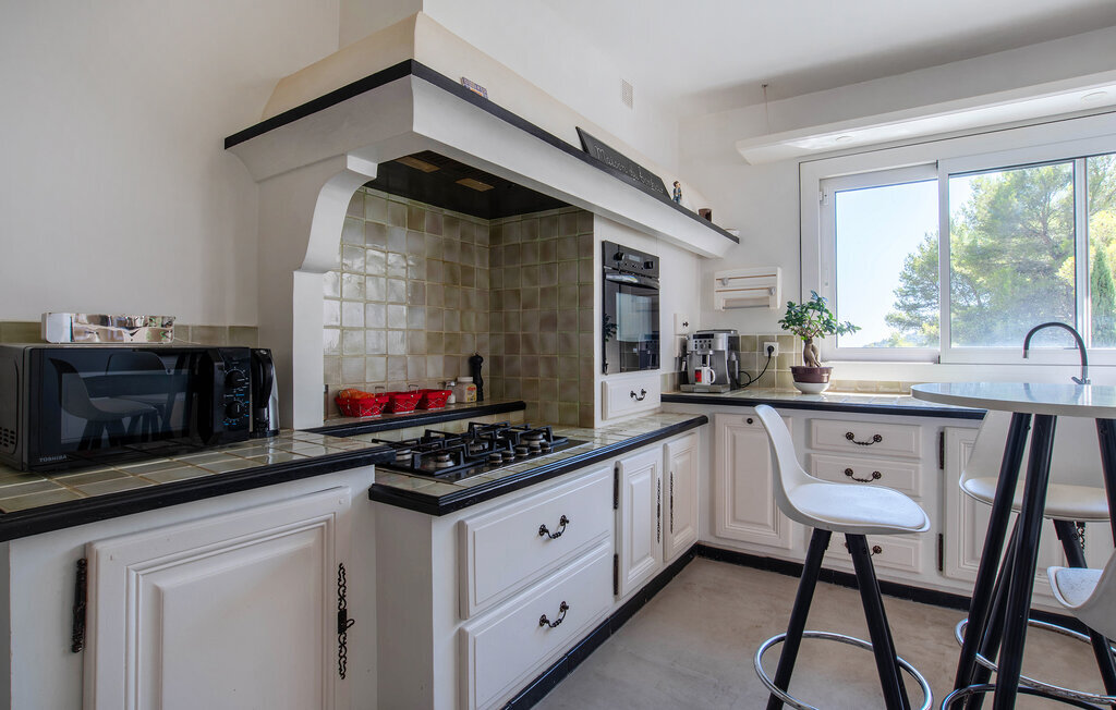 Villa 280 m² piscine chauffée et jacuzzi à Solliès-Ville - Photo 18