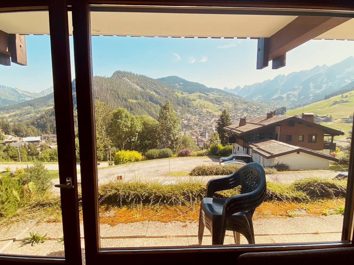 T2 La Clusaz, terrasse vue Aravis et garage - Photo 9