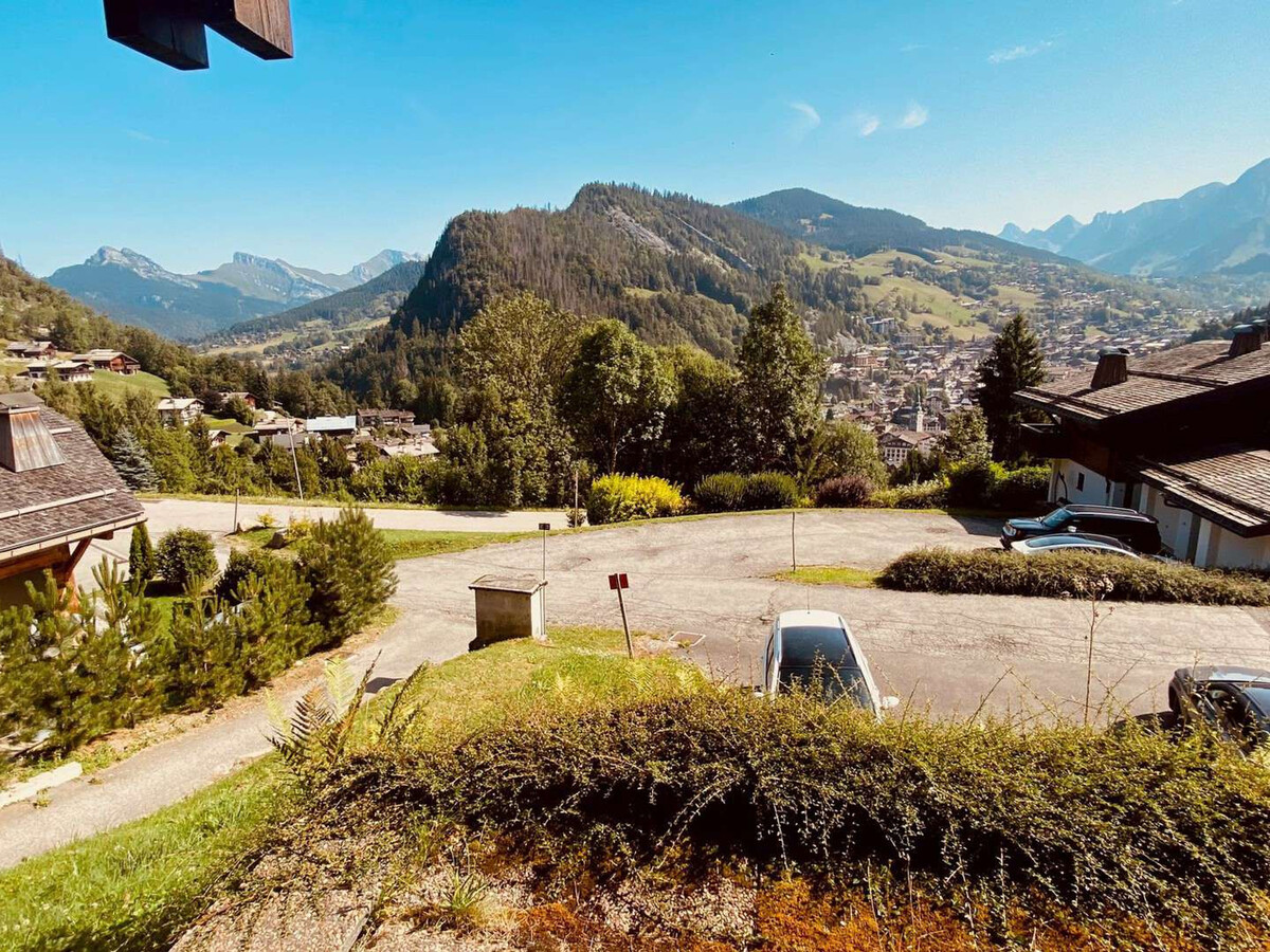T2 La Clusaz, terrasse vue Aravis et garage - Photo 10