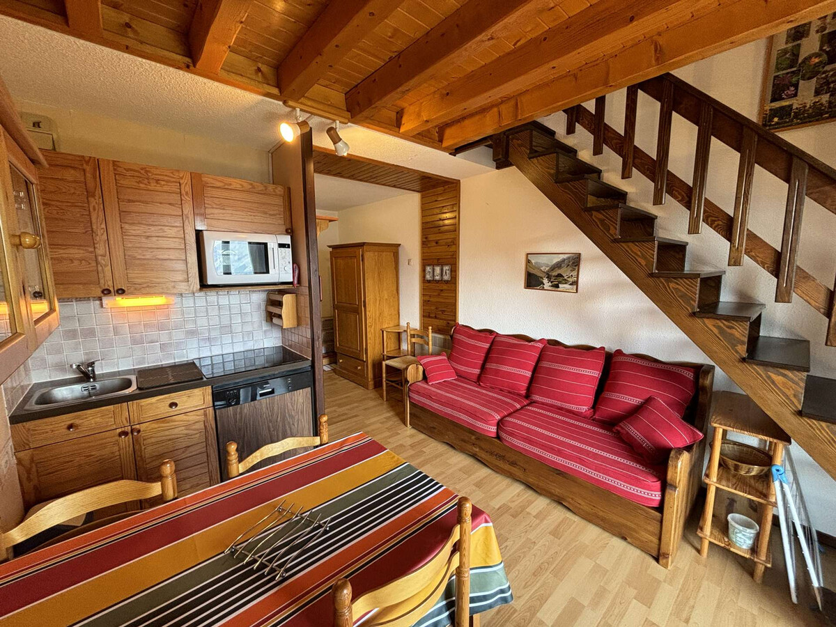 Appartement avec mezzanine, vue Ecrins à 400m des pistes - Photo 4