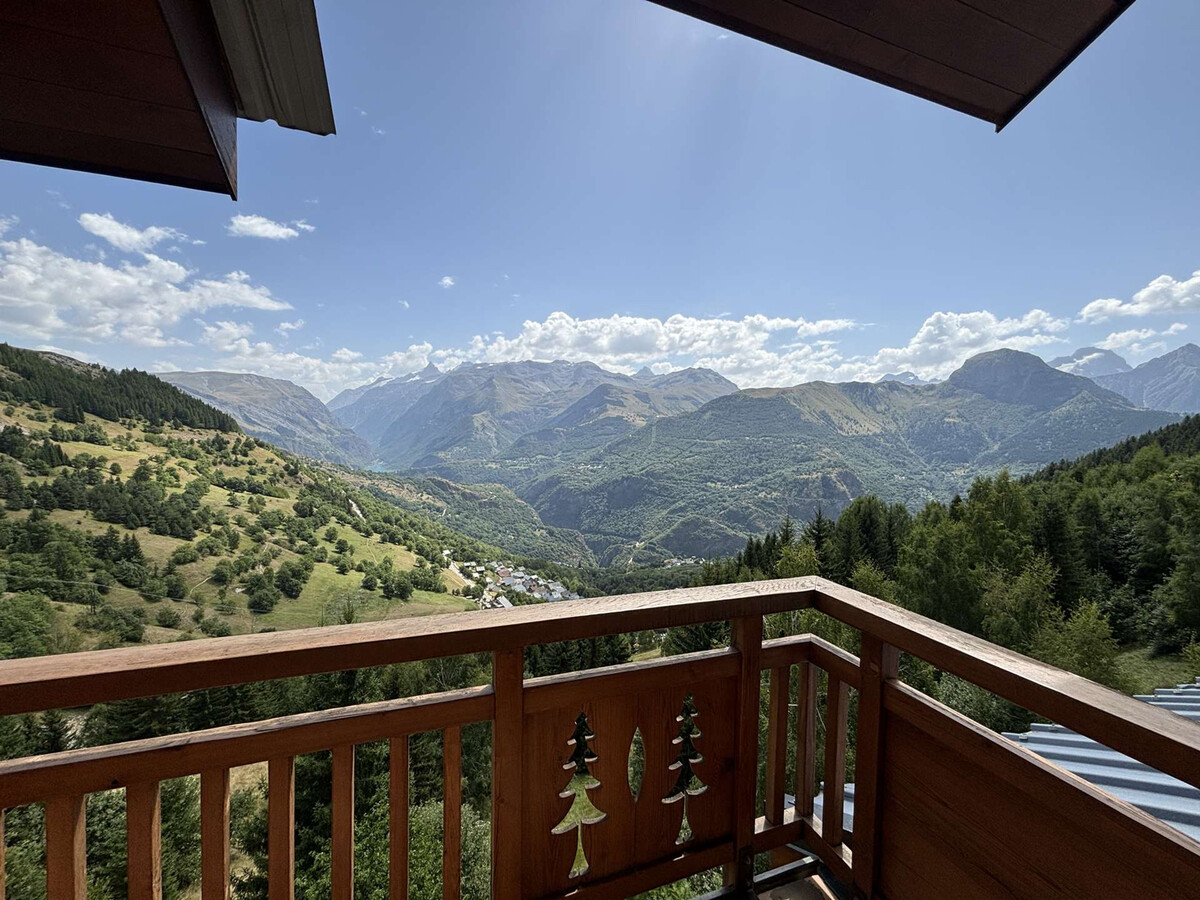 Appartement avec mezzanine, vue Ecrins à 400m des pistes - Photo 5
