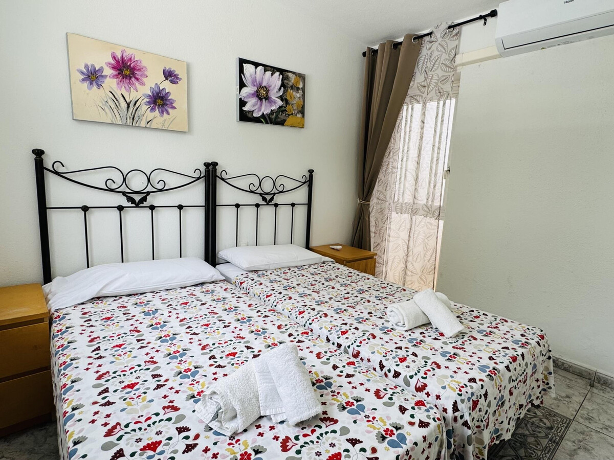 Sunshine Holiday House - Apt 3 chambres près plage Torviscas - Photo 18