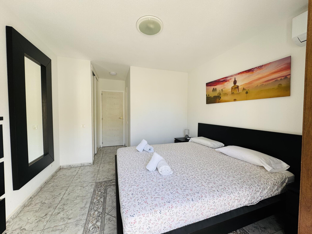 Sunshine Holiday House - Apt 3 chambres près plage Torviscas - Photo 25