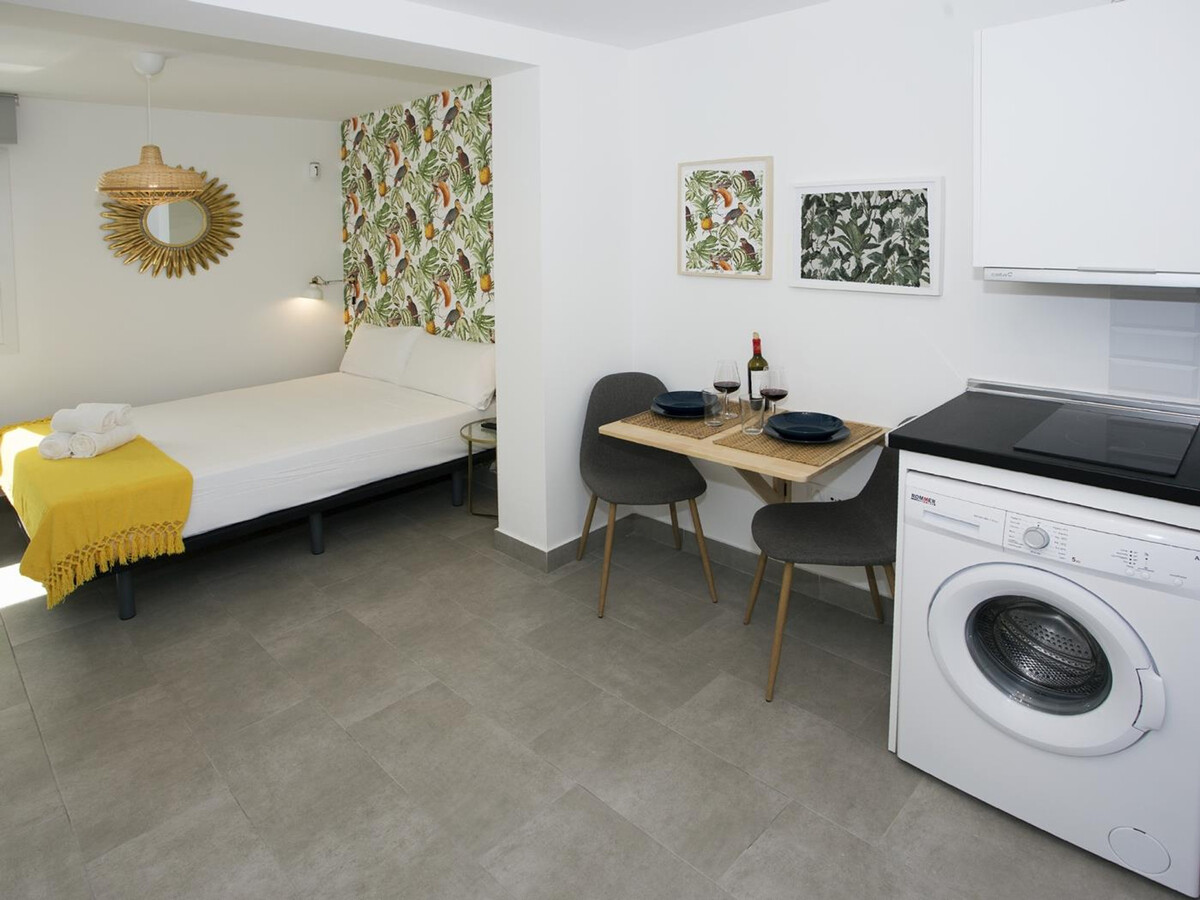 Appartement rénové avec balcon au cœur de Torremolinos - Photo 1