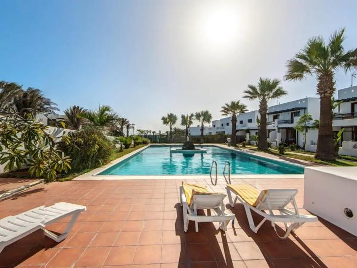 Duplex Charco del Palo, 150m de la mer et piscine - Photo 2
