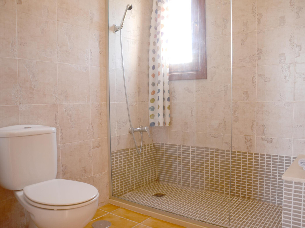 Duplex Charco del Palo, 150m de la mer et piscine - Photo 16