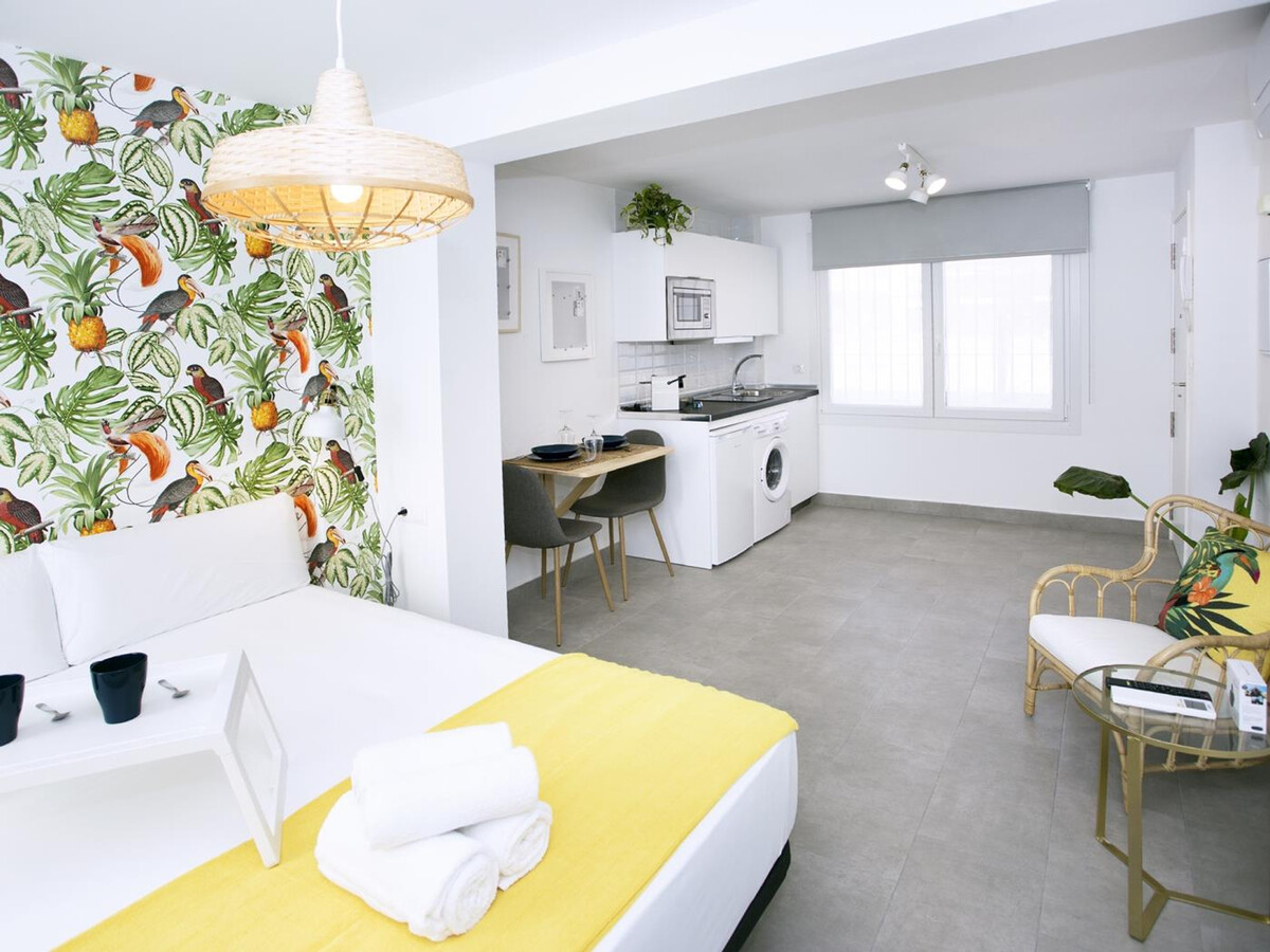Appartement neuf avec balcon, centre historique Torremolinos - Photo 1