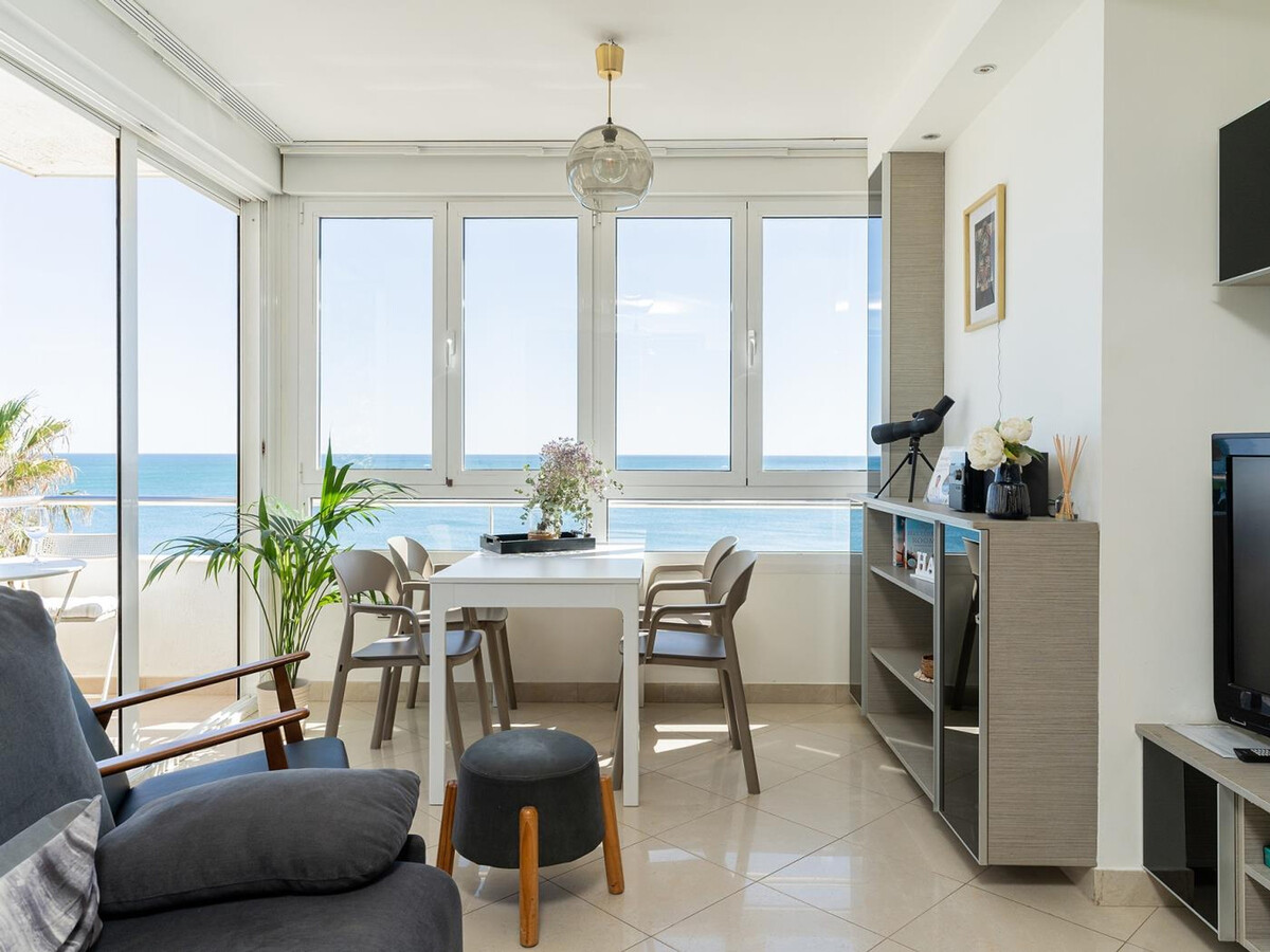 MONKÓ ON THE ROCK - Appartement 3 ch, vue mer à Torremolinos - Photo 3
