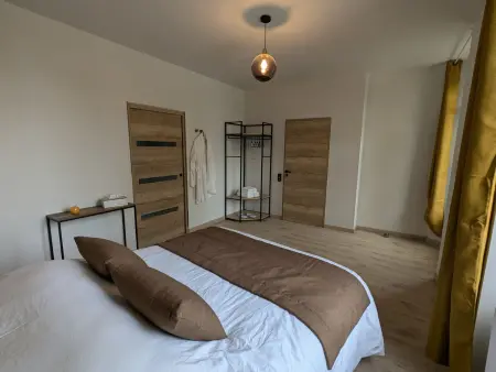 Gîte Ferme de la Vergne, 15 couchages + spa 5 places : photo 18