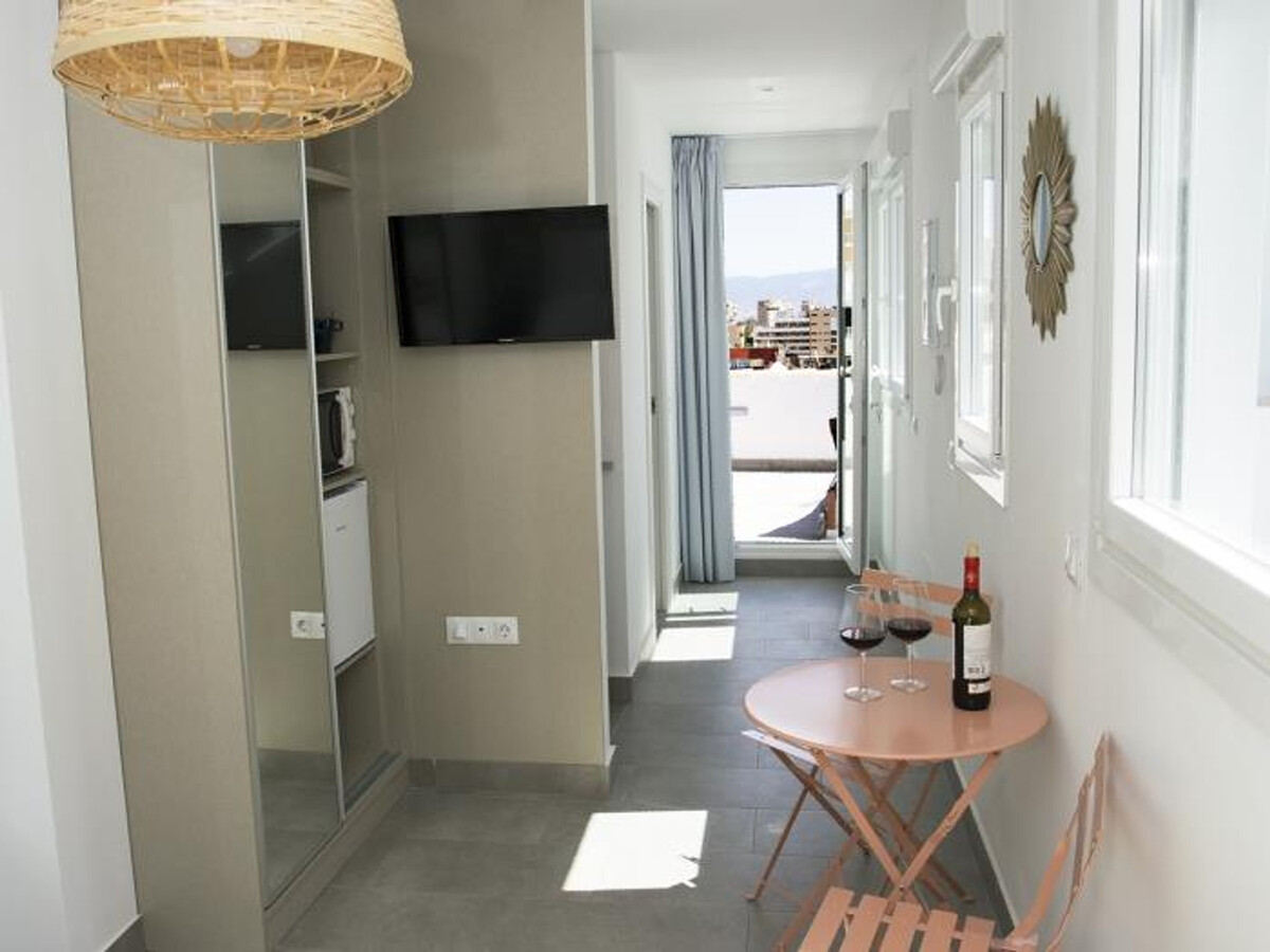 Appartement neuf au cœur de Torremolinos, balcon - Photo 10