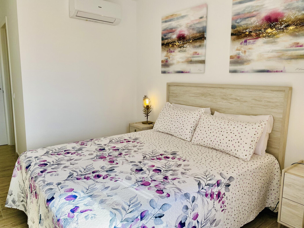 Bungalow rénové 2 chambres avec terrasse et piscine - Photo 15
