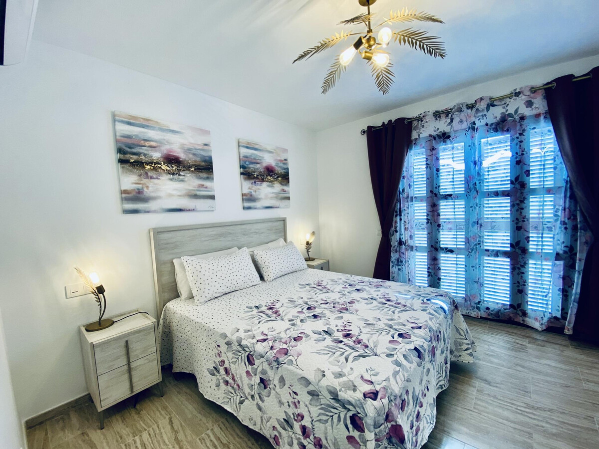 Bungalow rénové 2 chambres avec terrasse et piscine - Photo 18