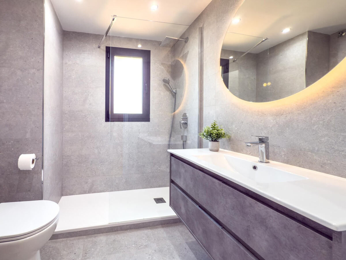 Maison 3 chambres Estepona, jardin et accès piscine - Photo 5
