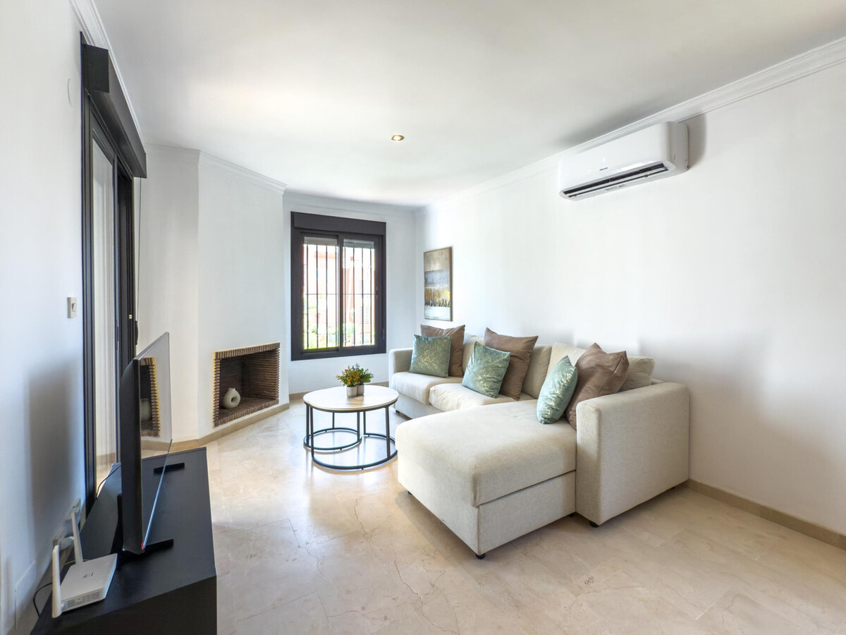 Maison 3 chambres Estepona, jardin et accès piscine - Photo 19