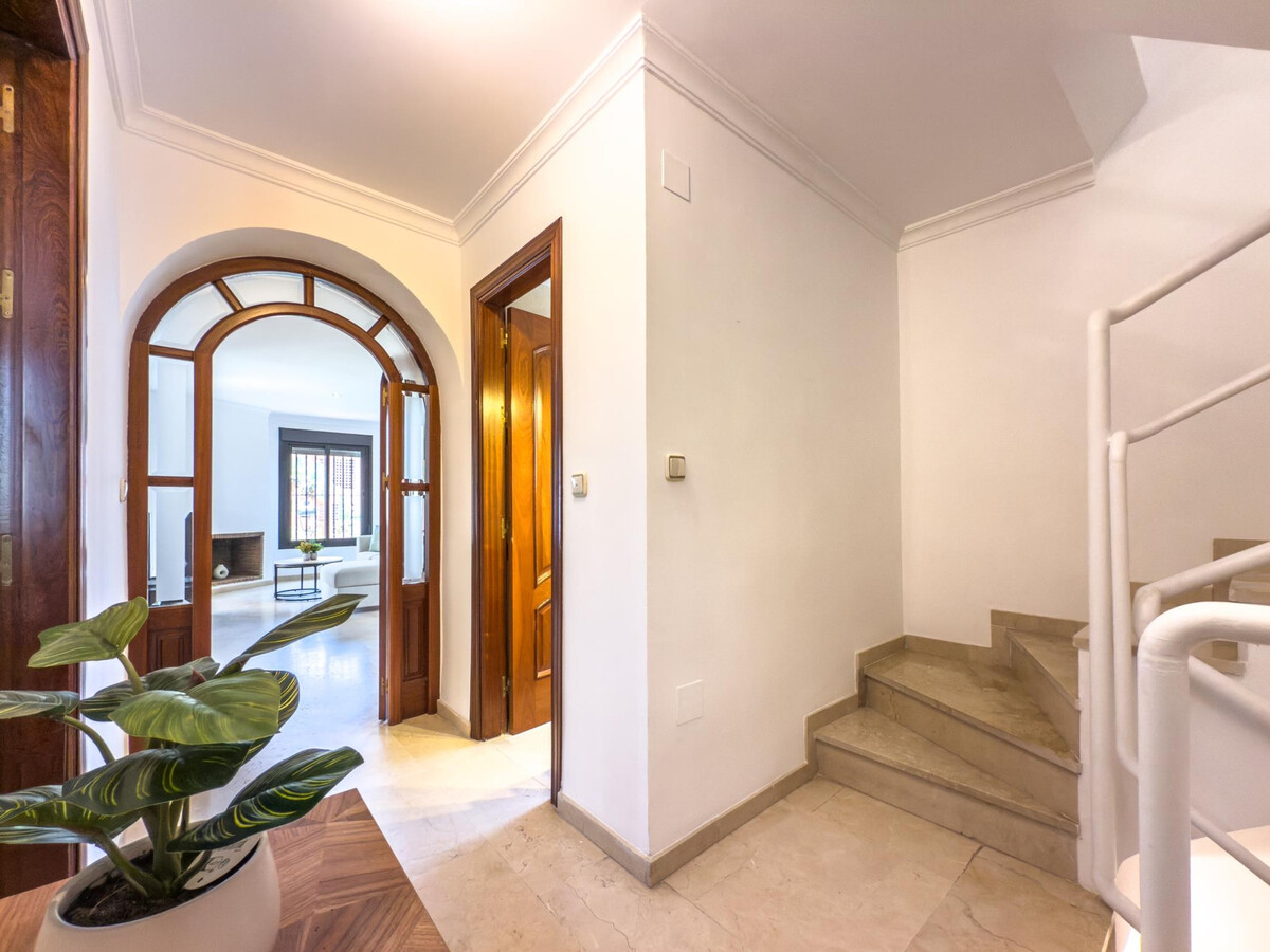 Maison 3 chambres Estepona, jardin et accès piscine - Photo 20