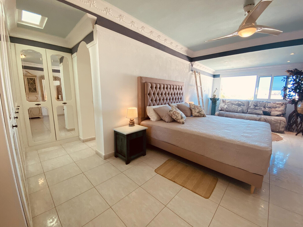 Bungalow 3 chambres Costa Adeje, jacuzzi et terrasse - Photo 17