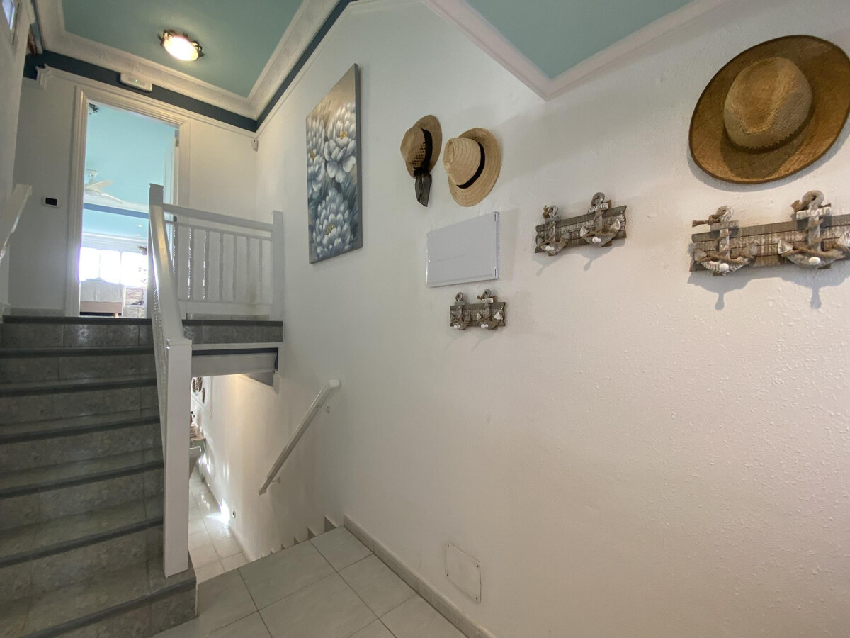 Bungalow 3 chambres Costa Adeje, jacuzzi et terrasse - Photo 18