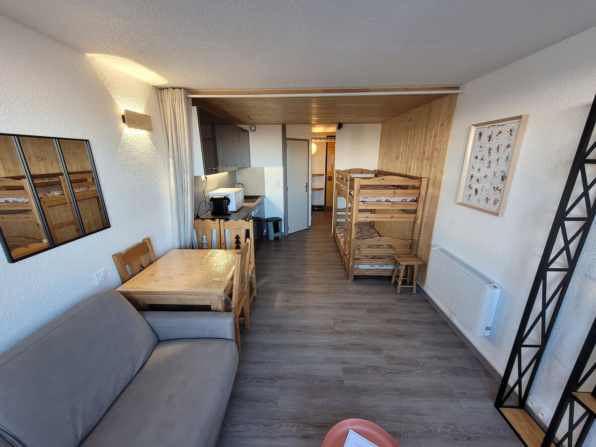 Studio rénové 4 pers. vue Mont Blanc, skis aux pieds - Photo 3