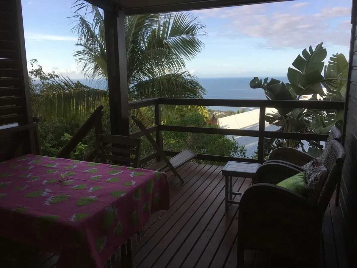 Appartement vue mer aux Avirons, piscine & terrasse - Photo 10