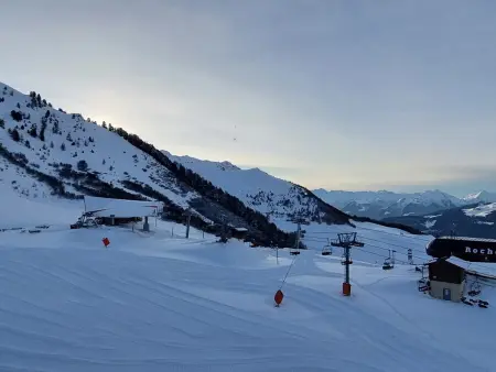 Studio cabine 26 m² ski aux pieds, vue pistes : photo 12