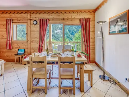Location appartement à Champagny en Vanoise, Champagny en Vanoise : 3 Pièces pour 6 pers. avec WIFI et Parking