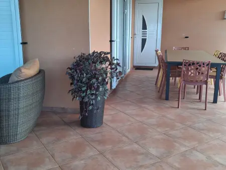 Gîte 2 chambres aux Avirons, 120 m² avec terrasse : photo 11