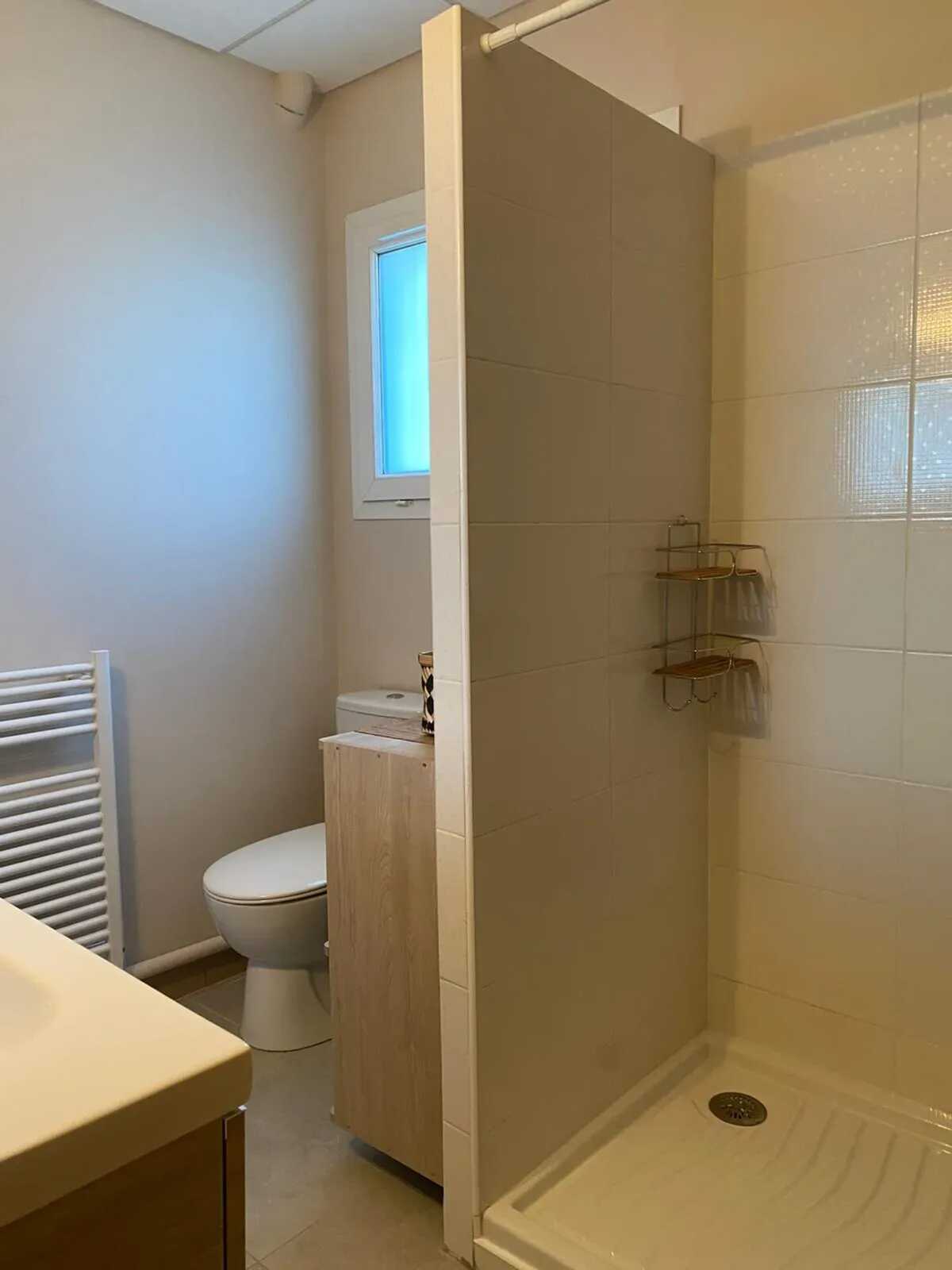 Appartement 6 personnes avec terrasse à Aigues-Mortes - Photo 10