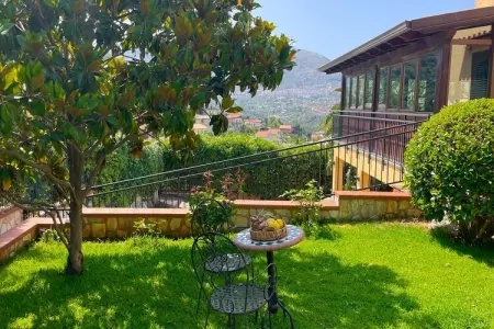 Villa Melograno – 14 pers., piscine et 2 cuisines équipées : photo 8