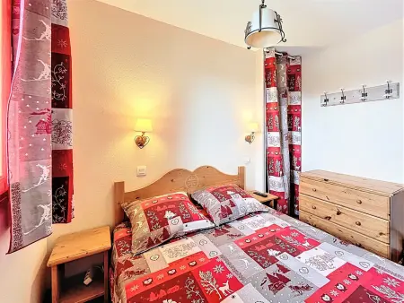T3 38m² skis aux pieds au Corbier, balcon vue montagne : photo 7