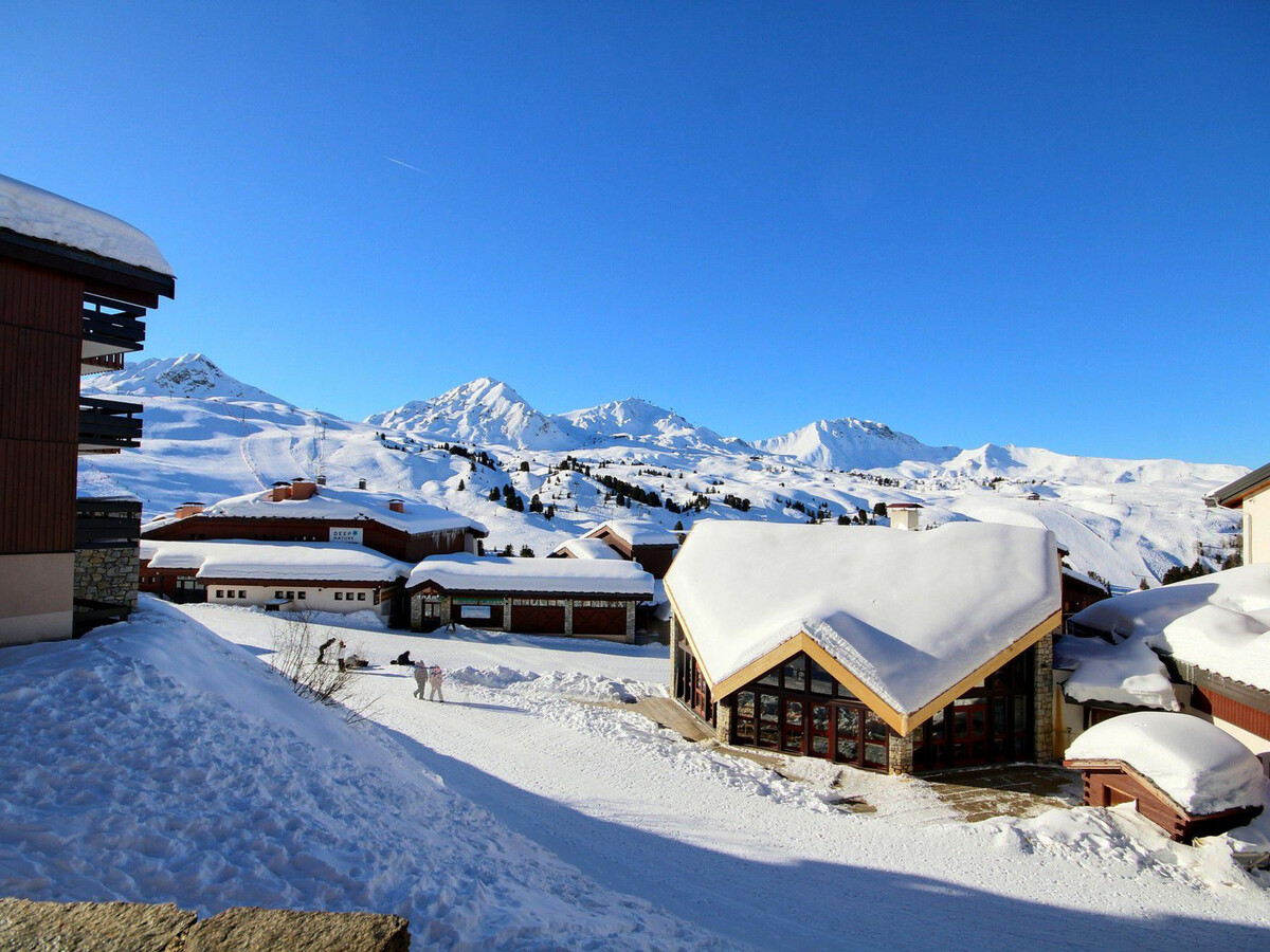Appartement 2 pièces Belle Plagne, vue pistes et balcon sud-ouest - Photo 3