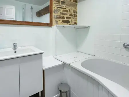 Maison calme avec spa, piscine chauffée et jardin en Normandie - Photo 10