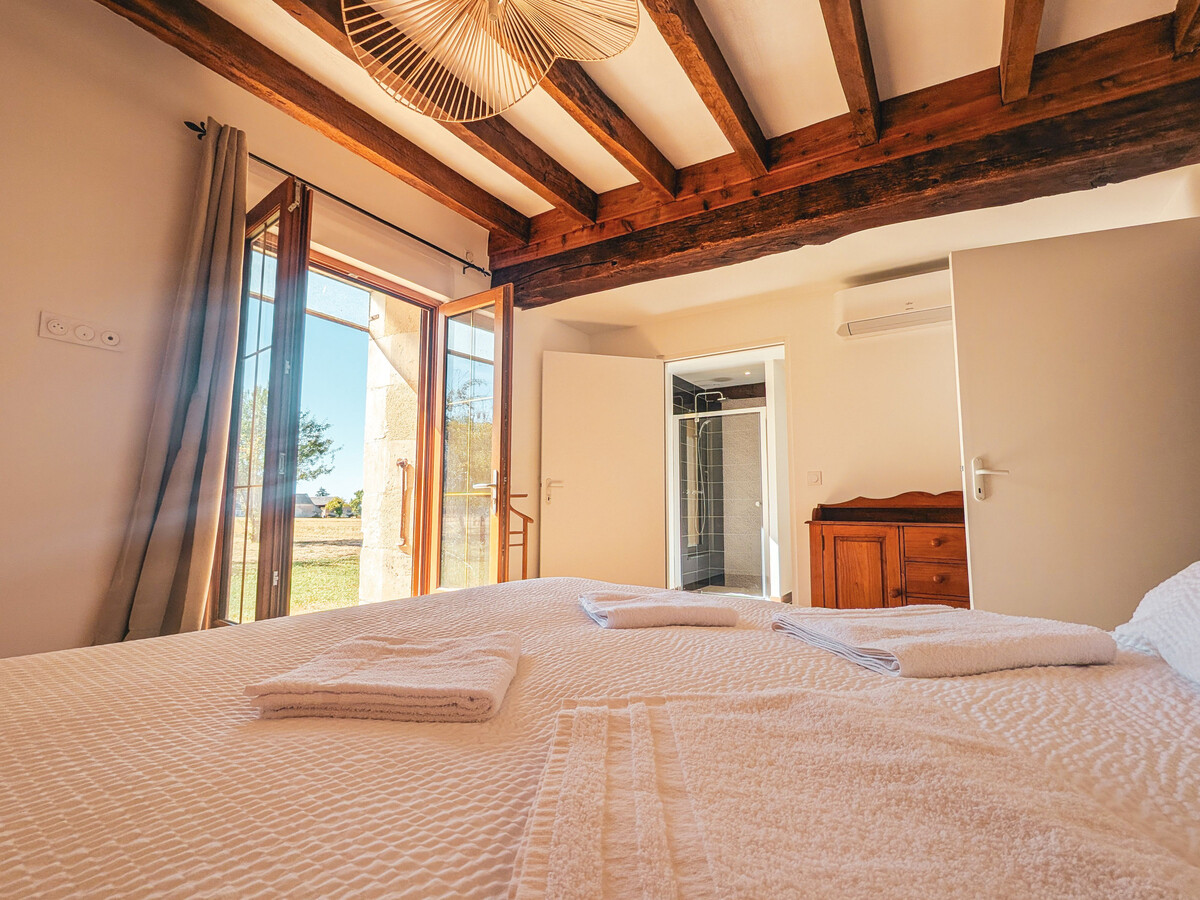 Gîte 15 pers., 7 chambres, piscine et terrain à Argy - Photo 3