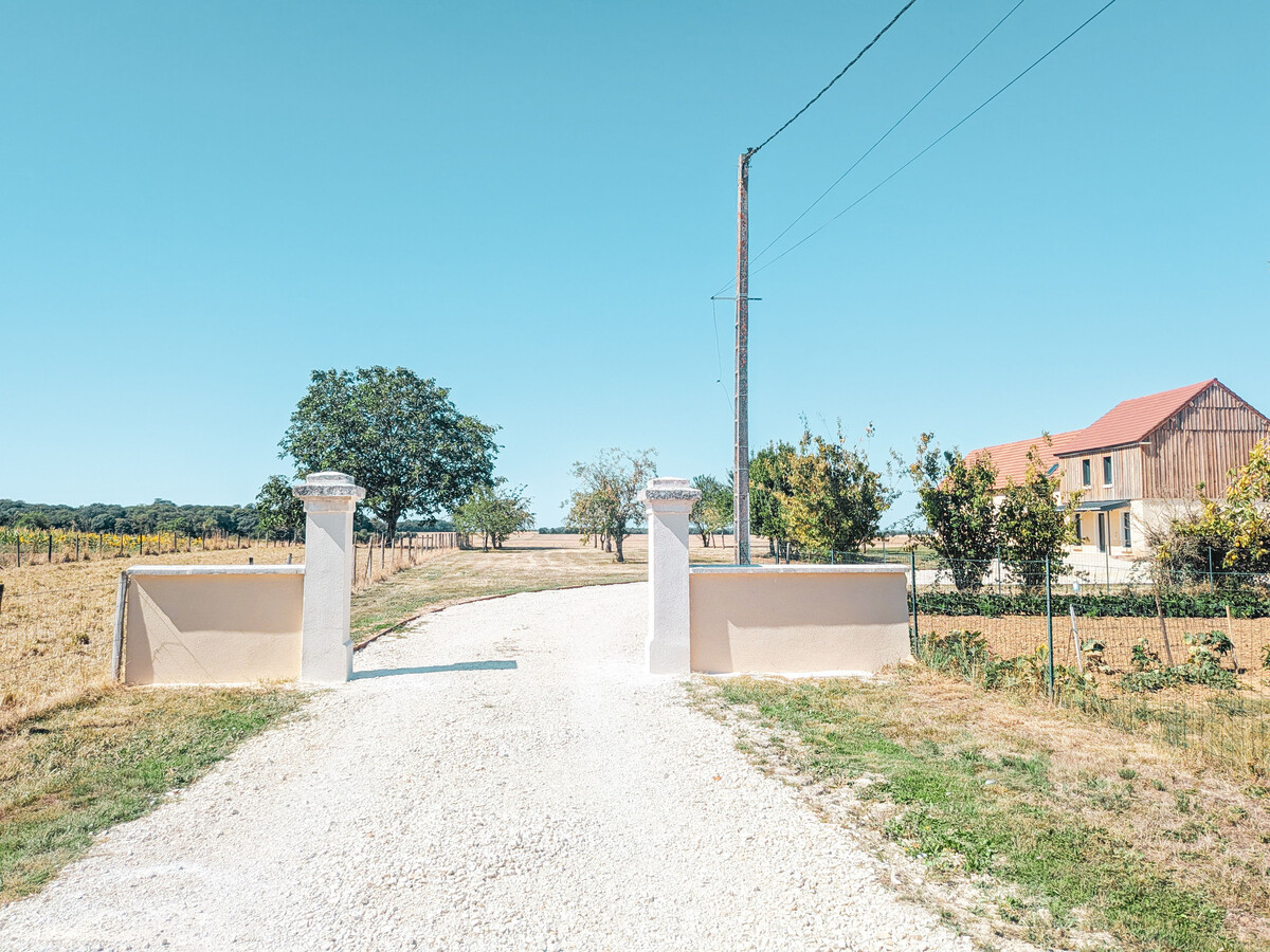 Gîte 15 pers., 7 chambres, piscine et terrain à Argy - Photo 6