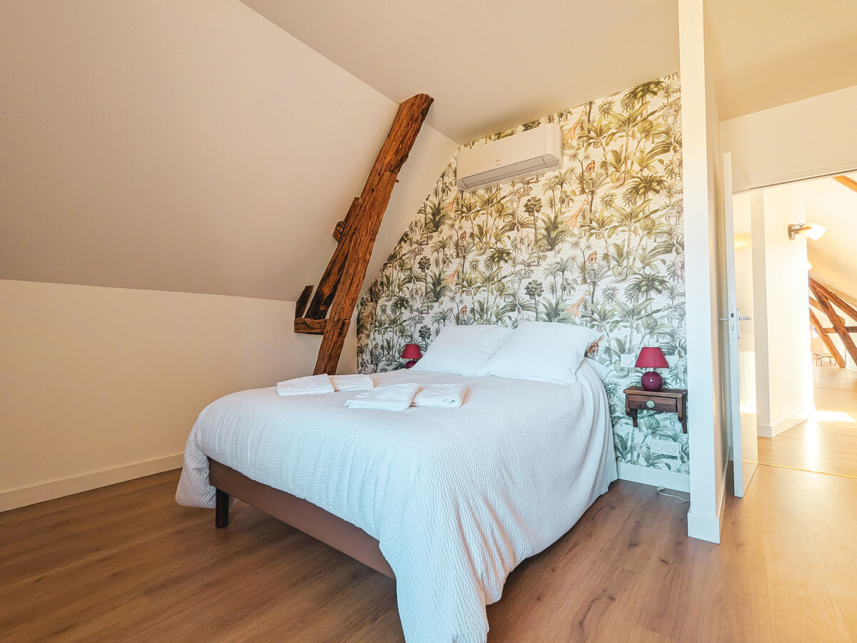 Gîte 15 pers., 7 chambres, piscine et terrain à Argy - Photo 10