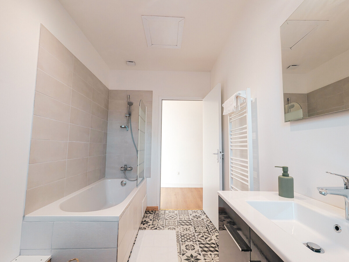 Gîte 15 pers., 7 chambres, piscine et terrain à Argy - Photo 26