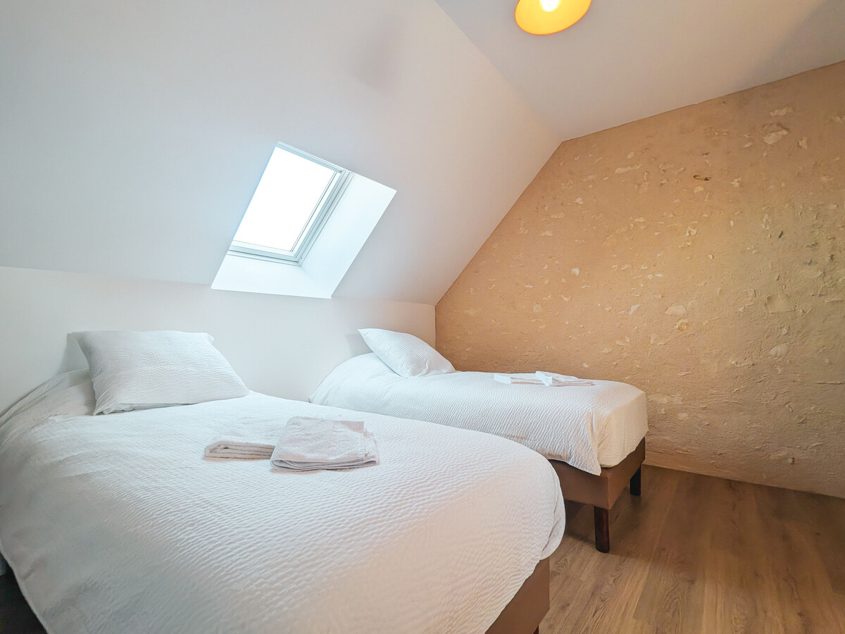 Gîte 15 pers., 7 chambres, piscine et terrain à Argy - Photo 29