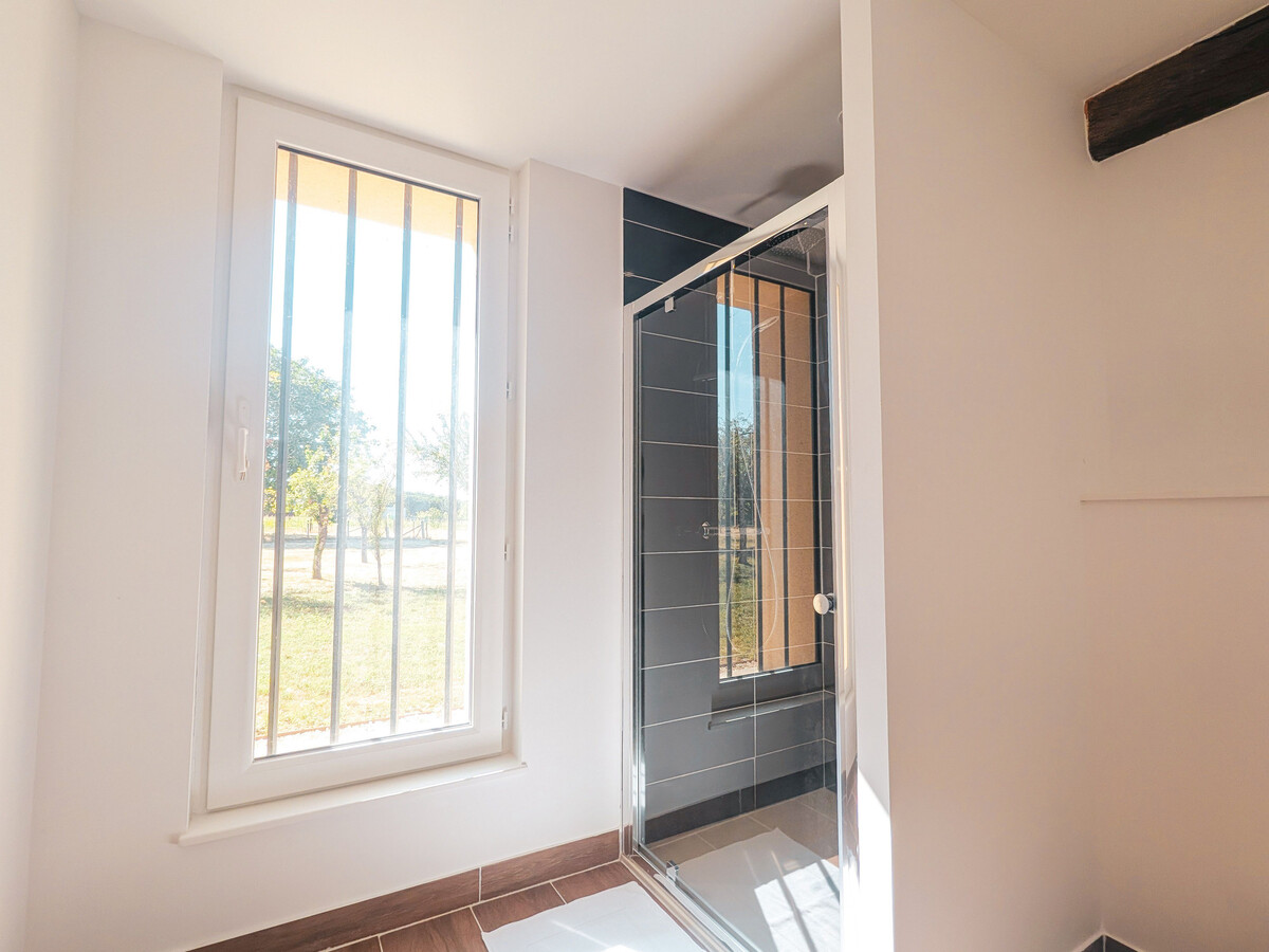 Gîte 15 pers., 7 chambres, piscine et terrain à Argy - Photo 36