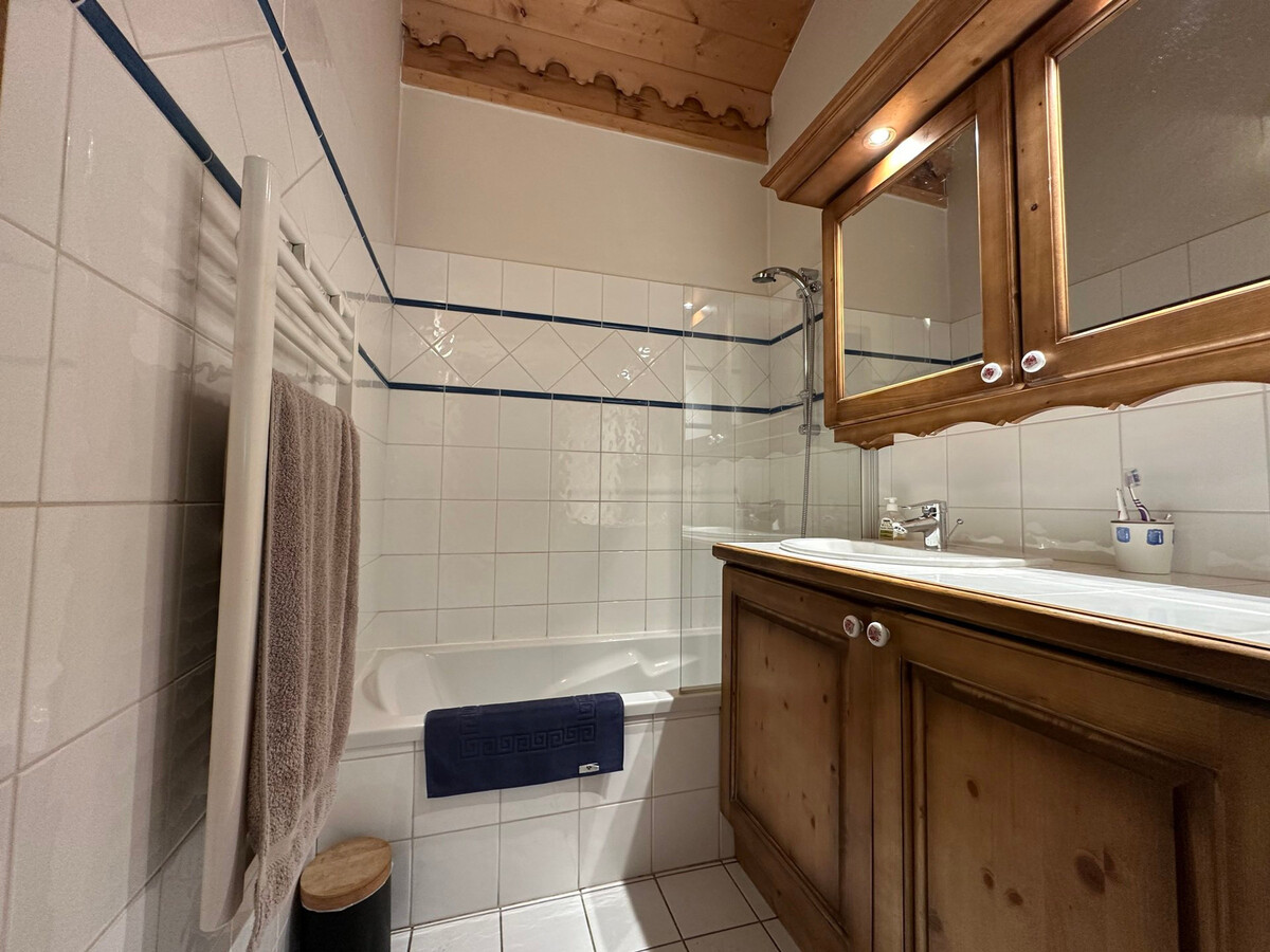 Appartement 8 pers., 4 chambres au pied des pistes - Photo 9