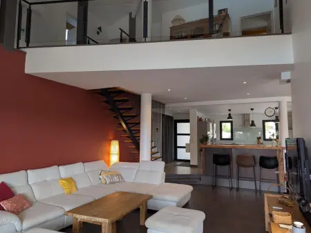 Gîte 10 pers. piscine chauffée, jardin 1600m², animaux OK : photo 7