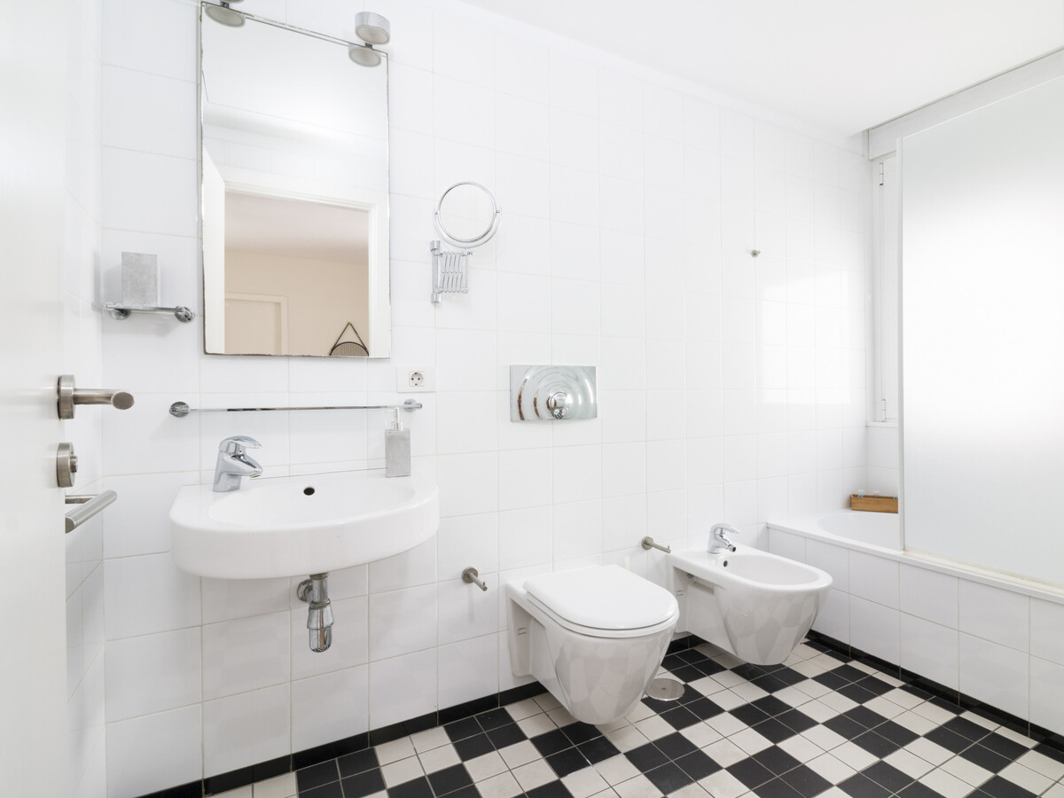 Appartement 80 m² centre Santa Cruz, près gare et commerces - Photo 25