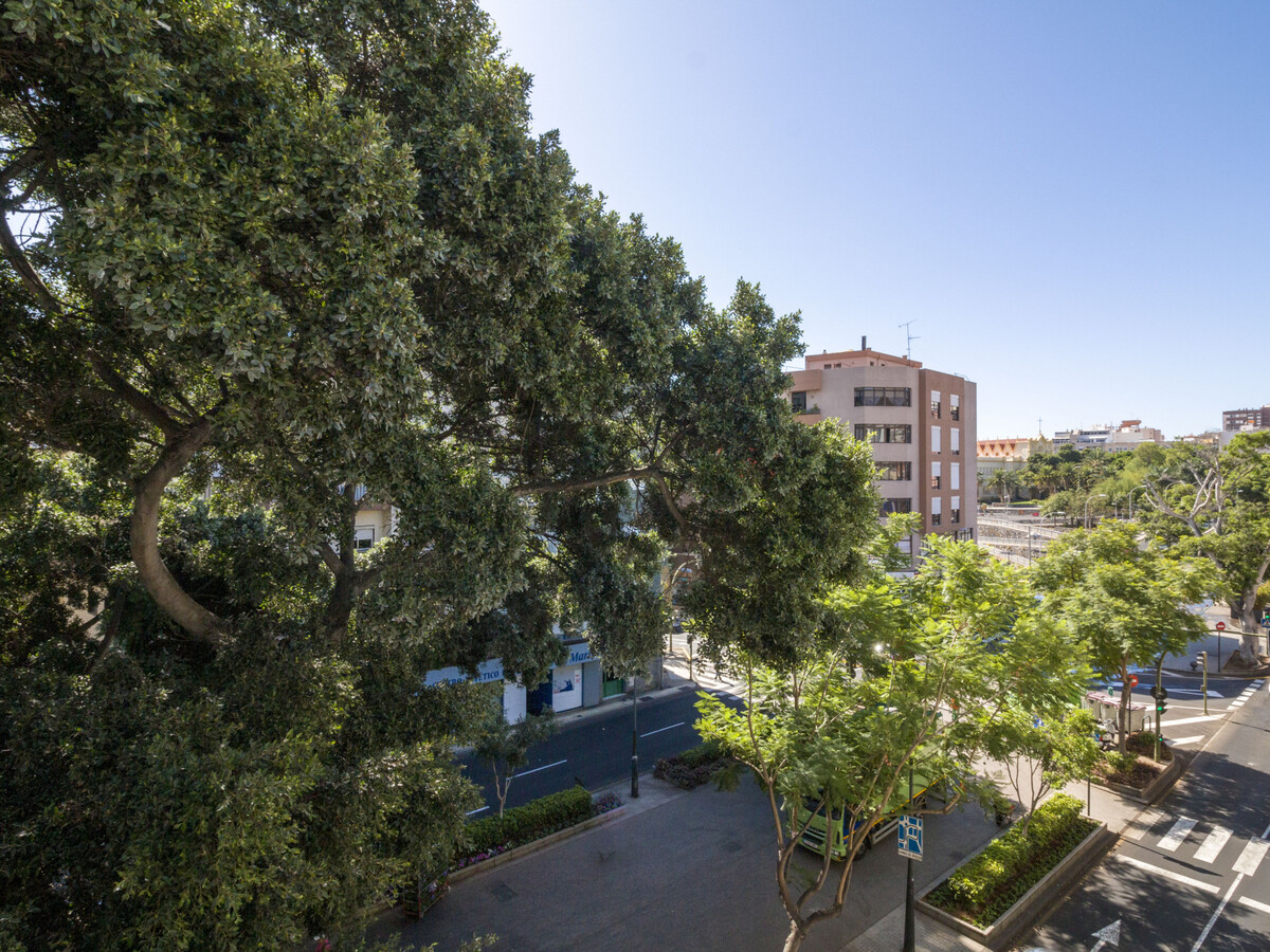 Appartement 80 m² centre Santa Cruz, près gare et commerces - Photo 29