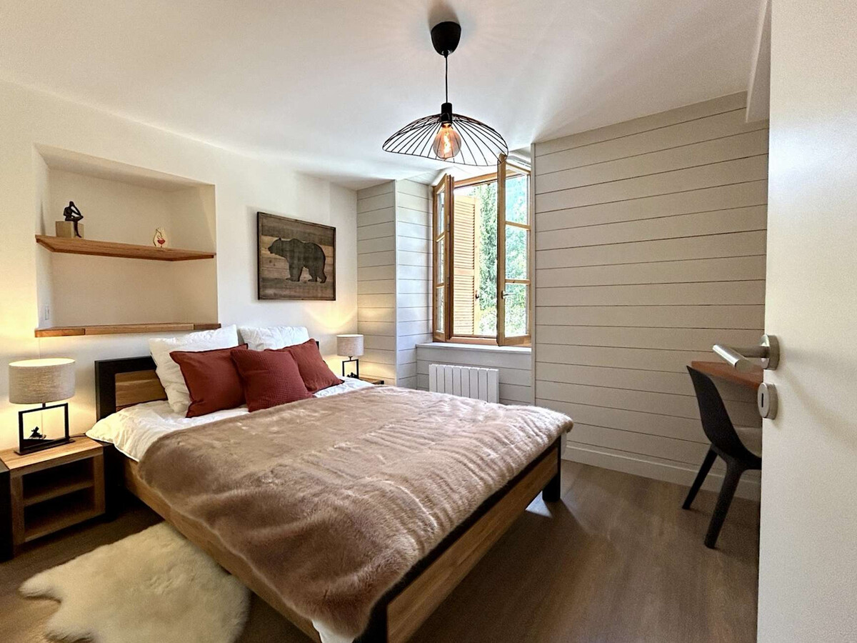 Appartement 4 pièces rénové, 400 m des pistes - Photo 7