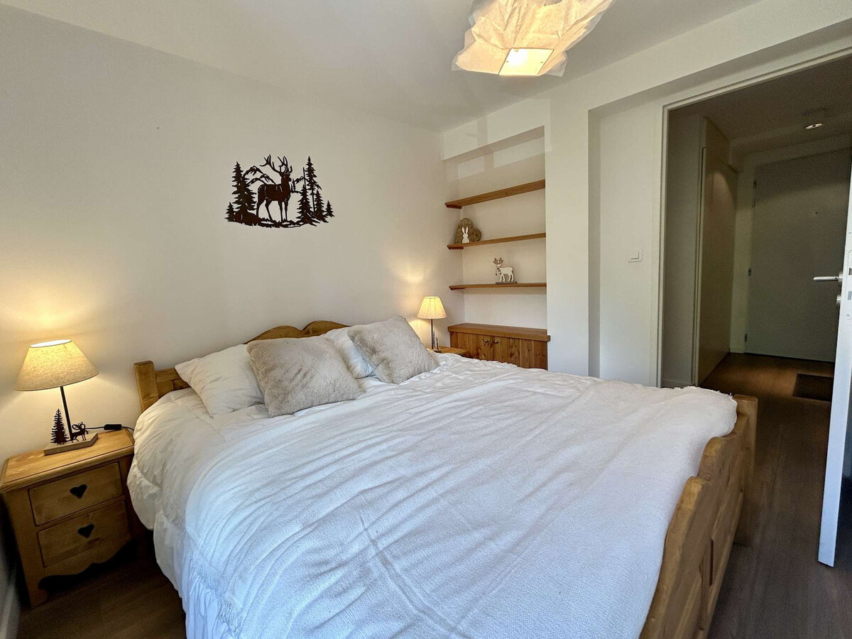 Appartement 4 pièces rénové, 400 m des pistes - Photo 9
